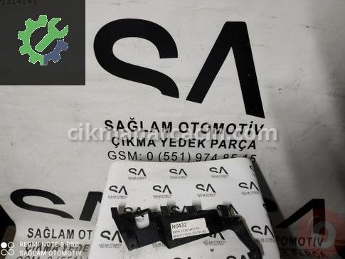 BMW 5 Serisi Far Braketi çıkma parça