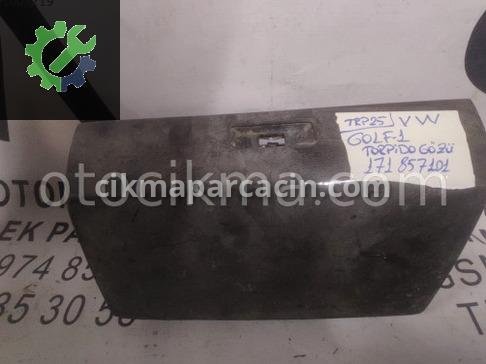 Volkswagen Golf Torpido Kapağı çıkma parça