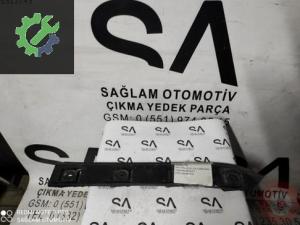 OEM; 1K5807393 VW JETTA 05-11 ÇIKMA SAĞ ARKA TAMPON BRAKETİ