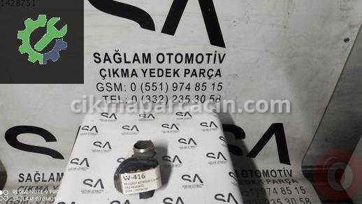 Peugeot 206 Gaz Kelebeği çıkma parça