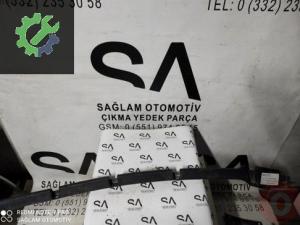 OEM; 2D0807189A VW LT35 96-06 ÇIKMA ÖN TAMPON BRAKETİ