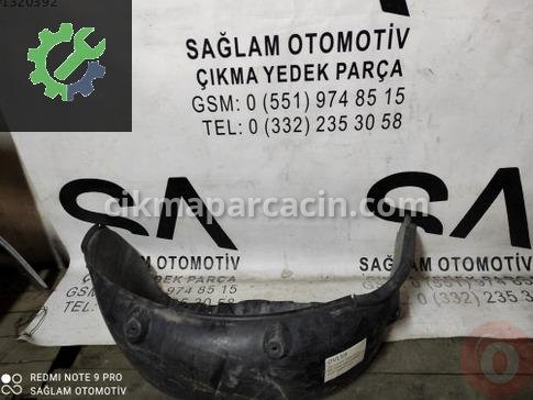 Volkswagen Caddy Davlumbaz çıkma parça