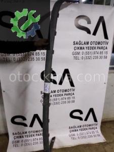 OEM; 30621490 VOLVO V40 2011 ARKA TAMPON ORTA ÇİTASI