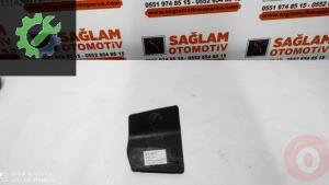 OEM; 3700178359 KİA SORENTO ÇIKMA BAĞAJ İÇ KAPAK TRİM