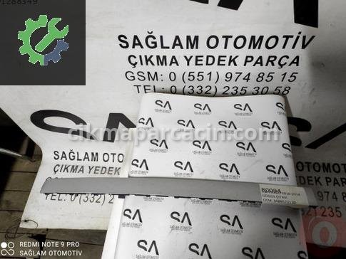 Volkswagen Passat Tampon Izgara Çıtası çıkma parça