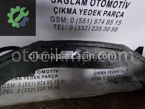 Volkswagen Passat Sağ Ön Kapı çıkma parça