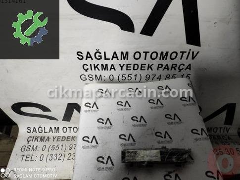 Volkswagen Passat Tampon Braketi çıkma parça