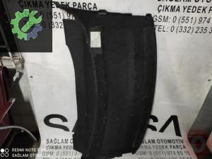 OEM; 3C5863413AC VW PASSAT B6 ÇIKMA ARKA CAM ÖNÜ KAPLAMA