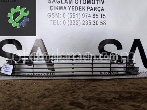 Volkswagen Passat Tampon Izgarası çıkma parça