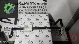 OEM; 3M51-9057-AC FORD FOCUS-C-MAX ÇIKMA YAKIT DEPO TUTUCUSU