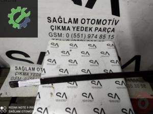 OEM; 4D0867409 AUDİ A8 ÇIKMA SOL ÖN KAPI DÖŞEME ÇİTASI