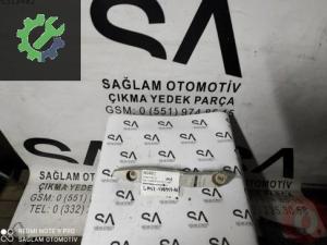 OEM; 4M51-17D959-AF FORD FOCUS ÇIKMA SOL ÖN TAMPON BRAKETİ