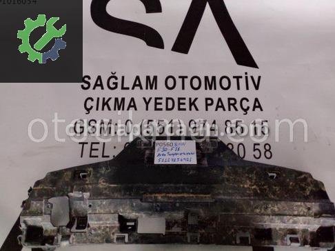 BMW 3 Serisi Bakalit çıkma parça