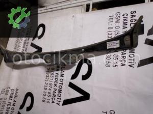 OEM; 51717027083 BMW 7 E60 ÖN CAM IZGARASI