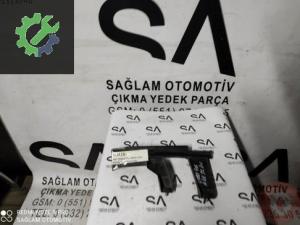 OEM; 51810885 FİAT DOBLO ÇIKMA SOL ARKA CAM KIZAĞI