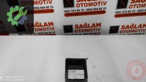 OEM; 5C6.863.383 VW JETTA ÇIKMAARKA ORTA KONSOL SAKLAMA KABI