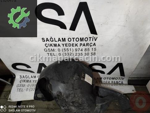 Skoda Octavia Davlumbaz çıkma parça