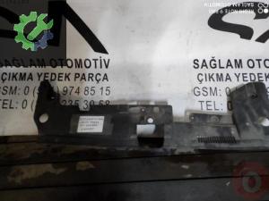 OEM; 6400A831 MİTSUBİSHİ LANCER PANJUR ÜST KAPLAMA