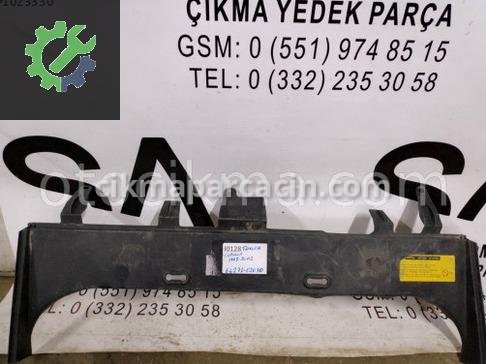 Toyota Corolla Arka Tampon çıkma parça