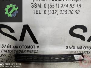 OEM; 6C11-V16585CBW TRANSİT 06-10 ÇIKMA CAM ÖNÜ IZGARASI