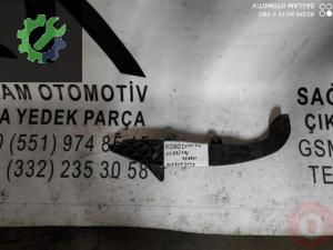 OEM; 701721315B VW T4 DEBRİYAJ PEDALI