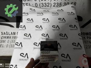 OEM; 701858139 VW T4 ÇIKMA CAM ISITMA-DÖTLÜ DÜĞMESİ