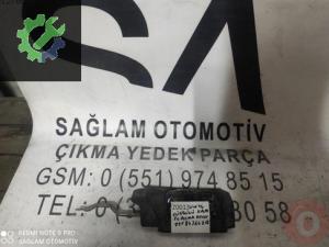 OEM; 721843642A VW T4 ÇIKMA SÜRGÜLÜ KAPI İÇ AÇMA KOLU