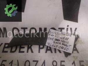 OEM; 7464505010 TOYOTA AVENSİS 08-18 SAĞ YAN İÇ PLASTİK BAKA