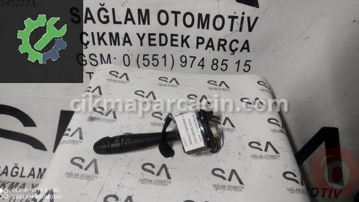 Renault Megane Sinyal Kolu çıkma parça