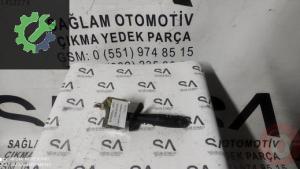 OEM; 7700428228 RENAULT MEGANE-1 ÇIKMA SİLECEK KOLU