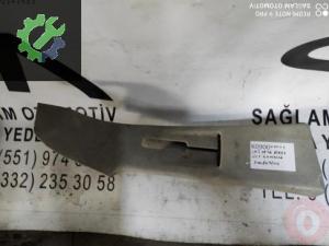 OEM; 7H0867244 VW T5 SAĞ ORTA DİREK ÜST KAPLAMA