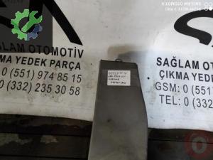 OEM; 7H0867291A VW T5 ORTA DİREK ÜST KAPLAMA