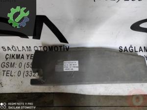 OEM; 7H0867292 VW T5 03-15 SAĞ ORTA DİREK ALT KAPLAMA