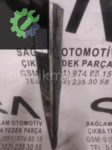 OEM; 808777693r RENAULT CLİO 4 SOL ÖN KAPI BANDI