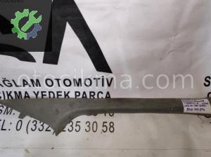 OEM; 8200395296 RENAULT TRAFFİC 2 SAĞ ÖN CAM DİREK KAPLAMA
