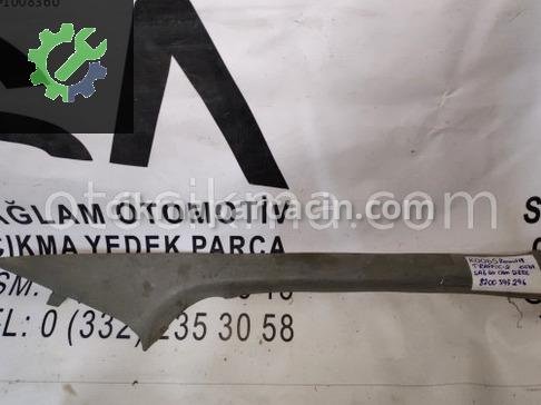 Renault Trafic Sağ Ön Çamurluk çıkma parça
