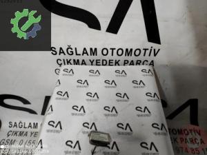 OEM; 8200412399 RENAULT MEGANE-2 ÇIKMA ÖN ÇEKİ DEMİR KAPAĞI