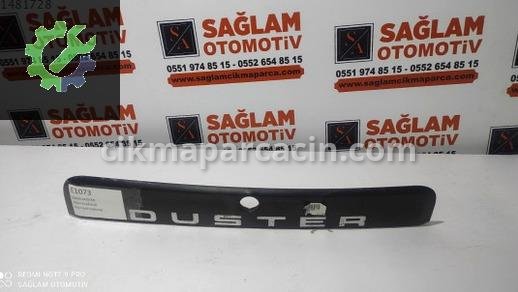 Dacia Duster Kapı Bandı & Çıtası çıkma parça