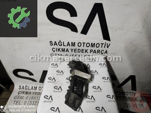 Renault Fluence Tampon Braketi çıkma parça