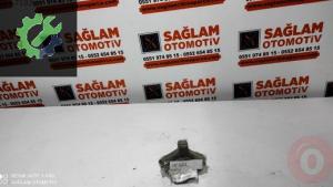 OEM; 8E0253147 AUDİ A4 ÇIMA SUSTURUCU BRAKETİ