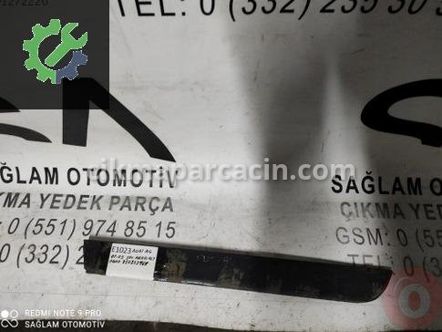 Audi A4 Kapı Bandı & Çıtası çıkma parça