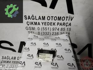 OEM; 8E0857989B AUDİ A4 01-05 ÇIKMA ÖN KÜLLÜK