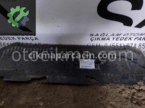 Audi A4 Karlık çıkma parça