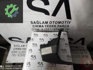 OEM; 8P0867272B AUDİ A3 03-12 ÇIKMA SAĞ ÖN ALT KAPLAMA