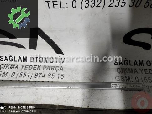 Audi A3 Kapı Bandı & Çıtası çıkma parça
