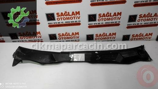 Opel Astra Ön Cam Izgarası çıkma parça