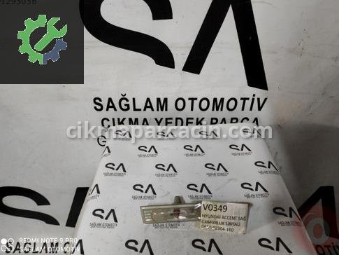 Hyundai Accent Sinyal Lambası çıkma parça