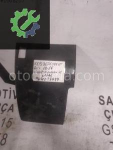 OEM; 9650073577 PEUGEOT 207 06-15 SİGORTA KUTUSU İÇ KAPAK OE