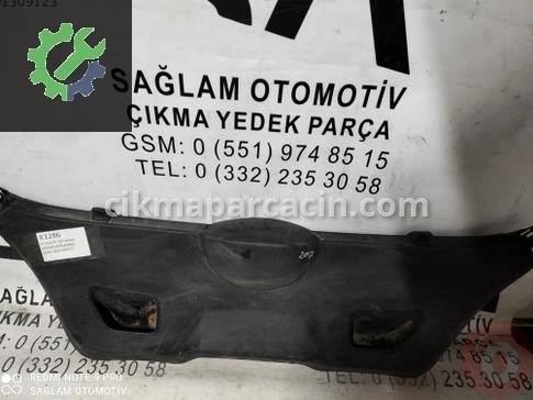Peugeot 207 Bagaj Kapağı çıkma parça