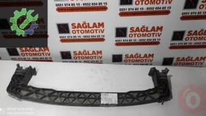 OEM; 9660501380 CİTROEN C5 ÇIKMA ÖN TAMPON BRAKETİ